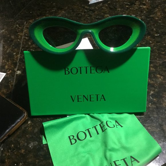 Bottega Veneta Sunglasses New